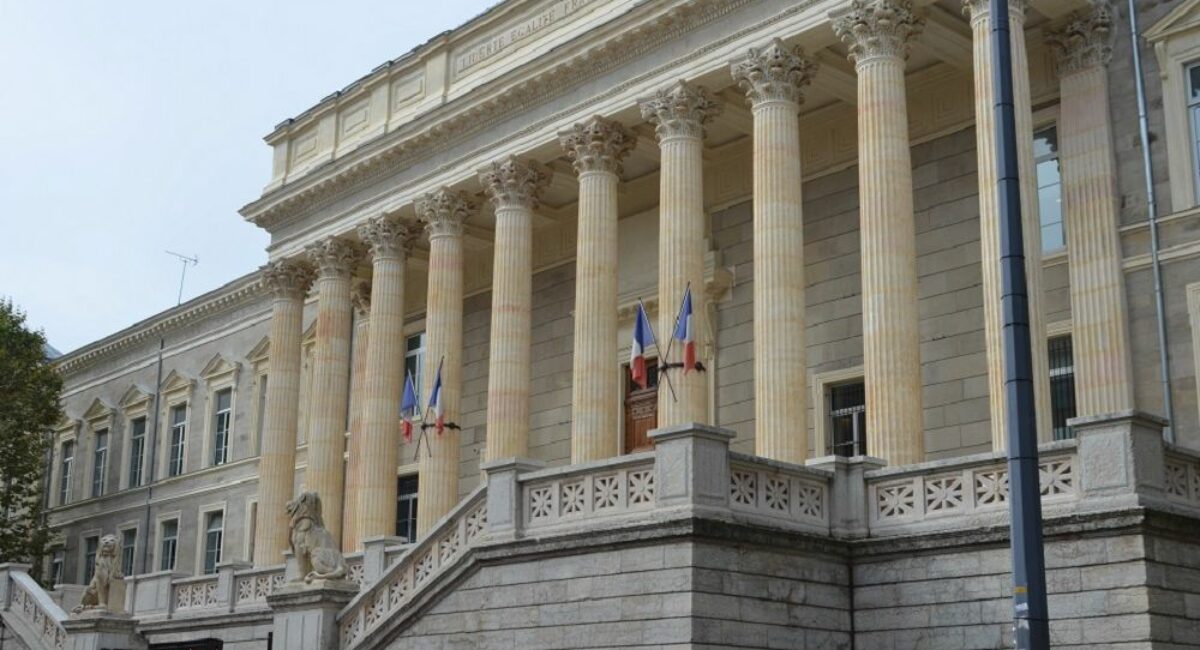 Le palais de justice de Saint-Étienne vu de face
